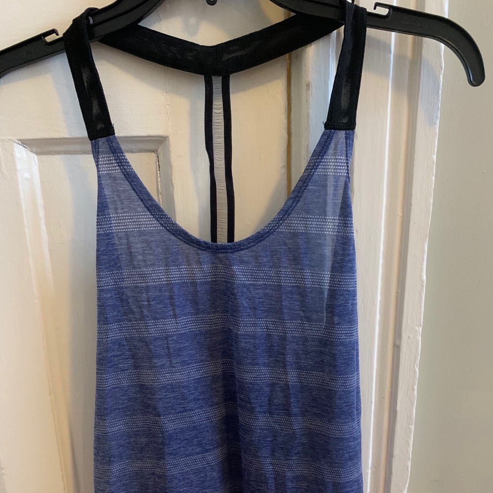 Nike workout tank top